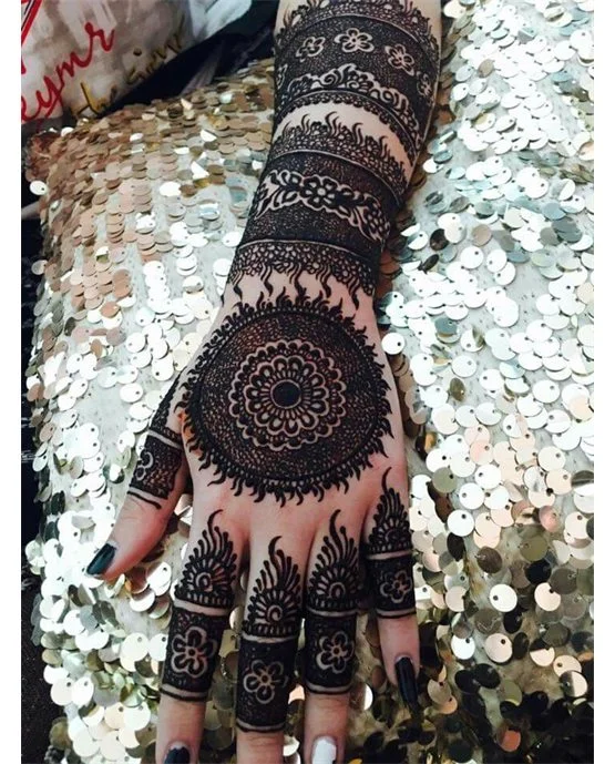 Wave Inspired Light Simple Full Hand Mehndi Design